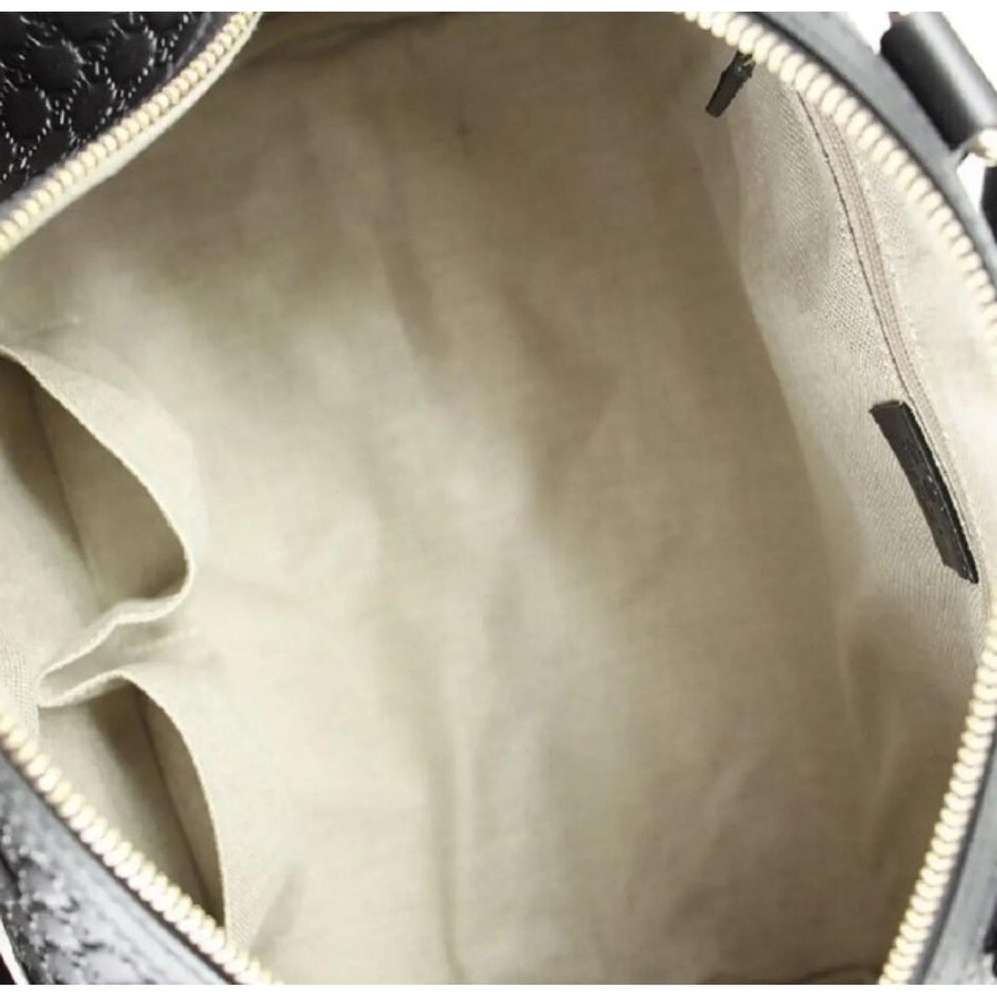 Gucci A mano 449646_BMJ1G_1000_S:563307
