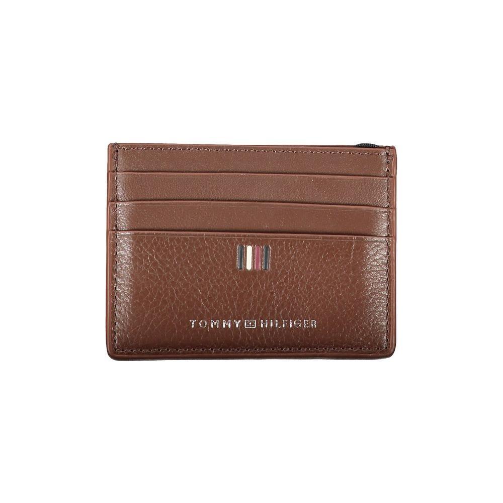 Tommy Hilfiger Sleek Leather Card Holder with Contrast Detailing TO-27168