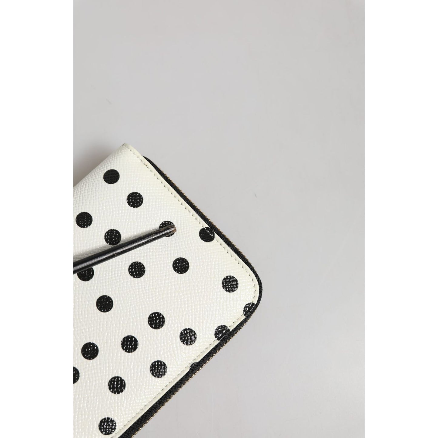 Dolce & Gabbana White Black Dotted Leather Zip Around Continental Wallet BAG4697