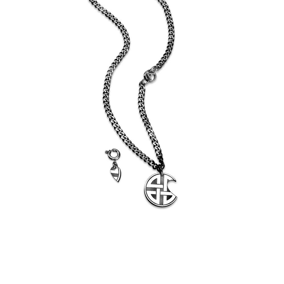 AN JEWELS JEWELRY Mod. AV.NMGLB07A displayed with unique design elements on a sleek chain