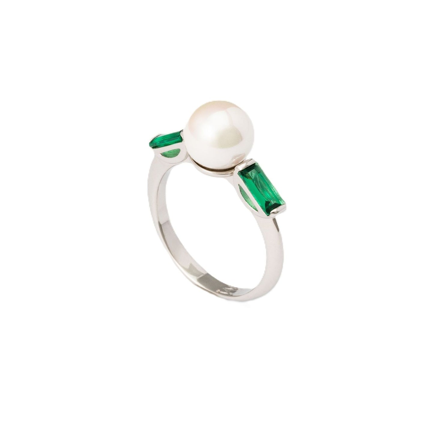 MAJORICA JEWELRY Mod. 17271.01.2.R13.000.1 elegant ring with pearl and green gemstones on silver band