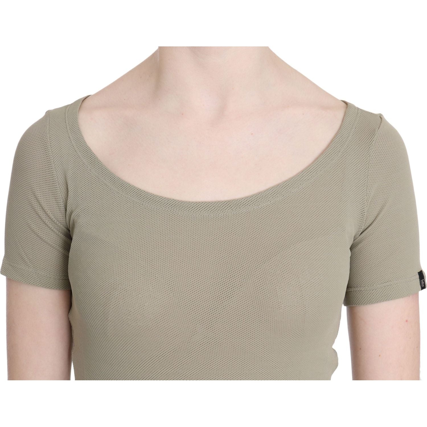 时尚灰色尼龙背心，彰显设计师风格