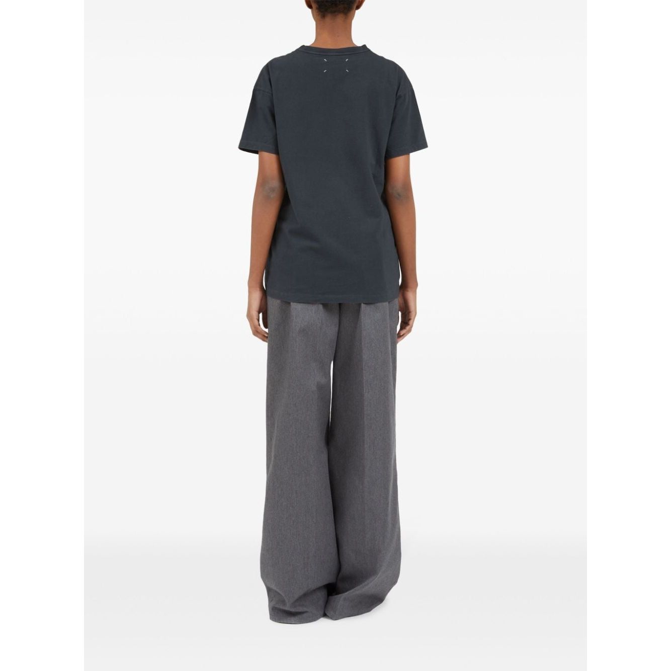 تيشيرتات وقمصان بولو باللون الأسود من Maison Margiela