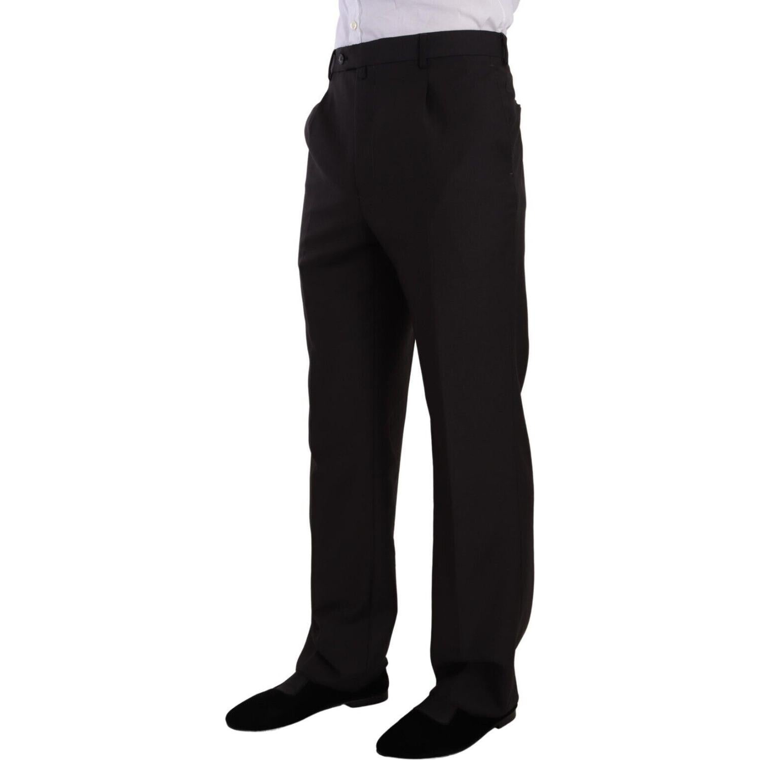 بدلة دومينيكو تاجلينتي الأنيقة المكونة من قطعتين باللون الرمادي الداكن