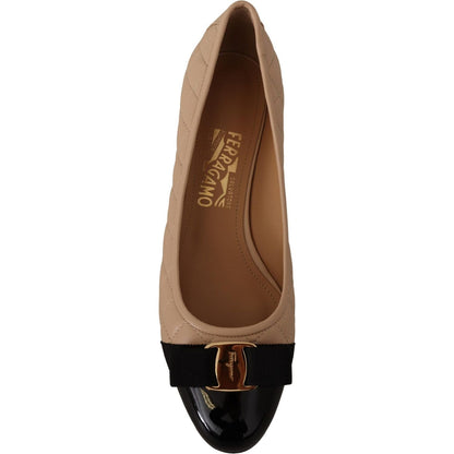 Salvatore Ferragamo Elegant Quilted Leather Pumps in Beige and Black WOMAN PUMPS