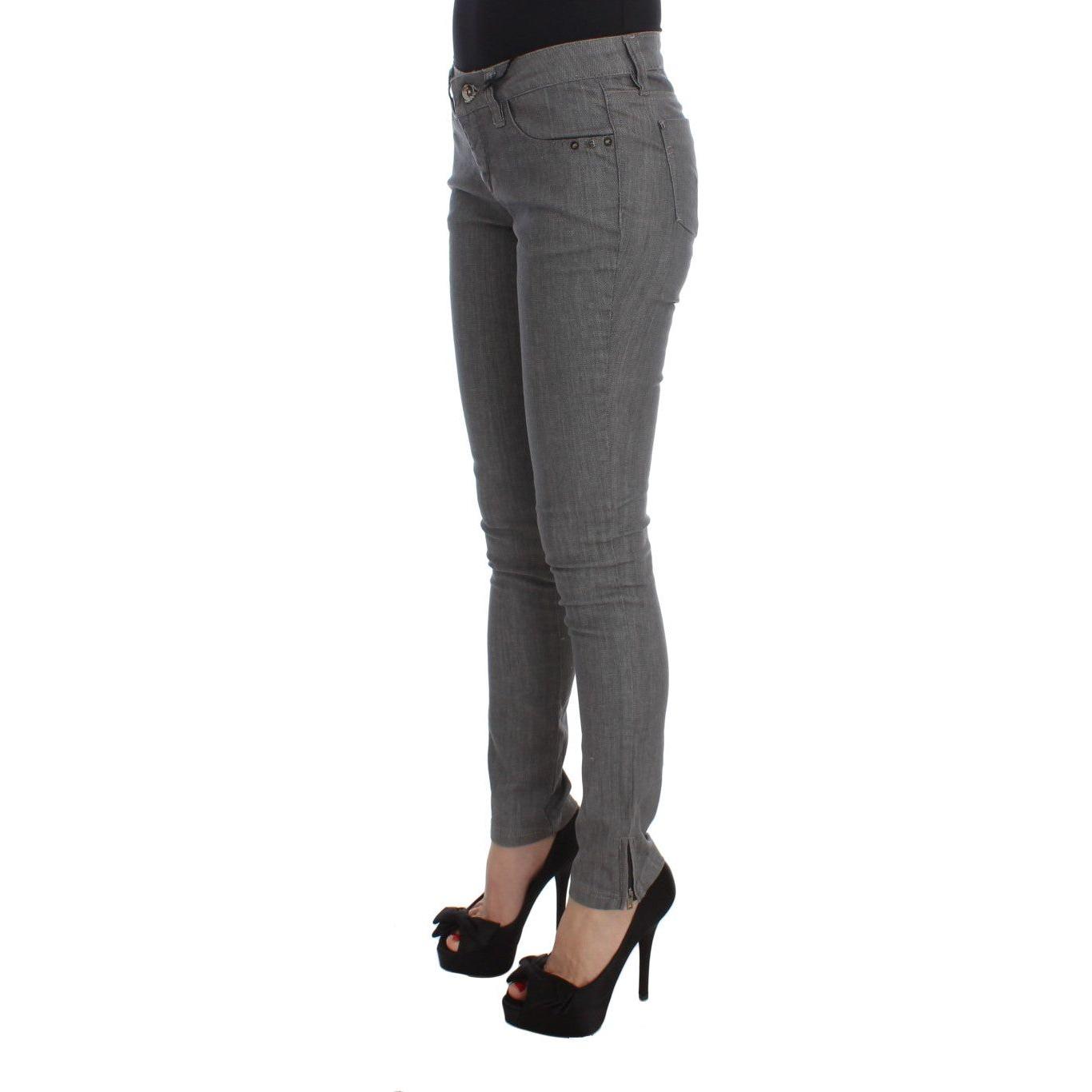 بنطلون جينز رمادي أنيق من تصميم كوستيوم ناشيونال شيك بقصّة Slim-Fit