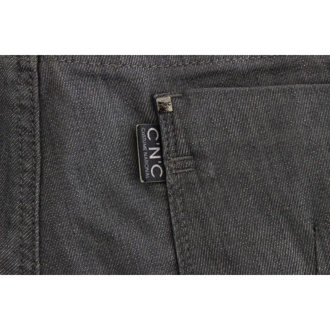 بنطلون جينز رمادي أنيق من تصميم كوستيوم ناشيونال شيك بقصّة Slim-Fit