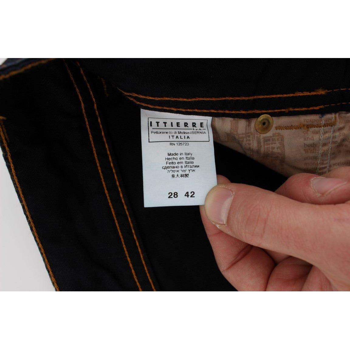 بنطلون جينز أنيق بقصّة Slim Fit من تصميم John Galliano