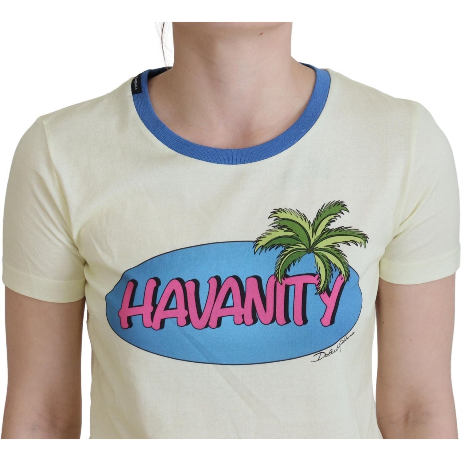 优雅黄色棉质 T 恤，带有别致的印花