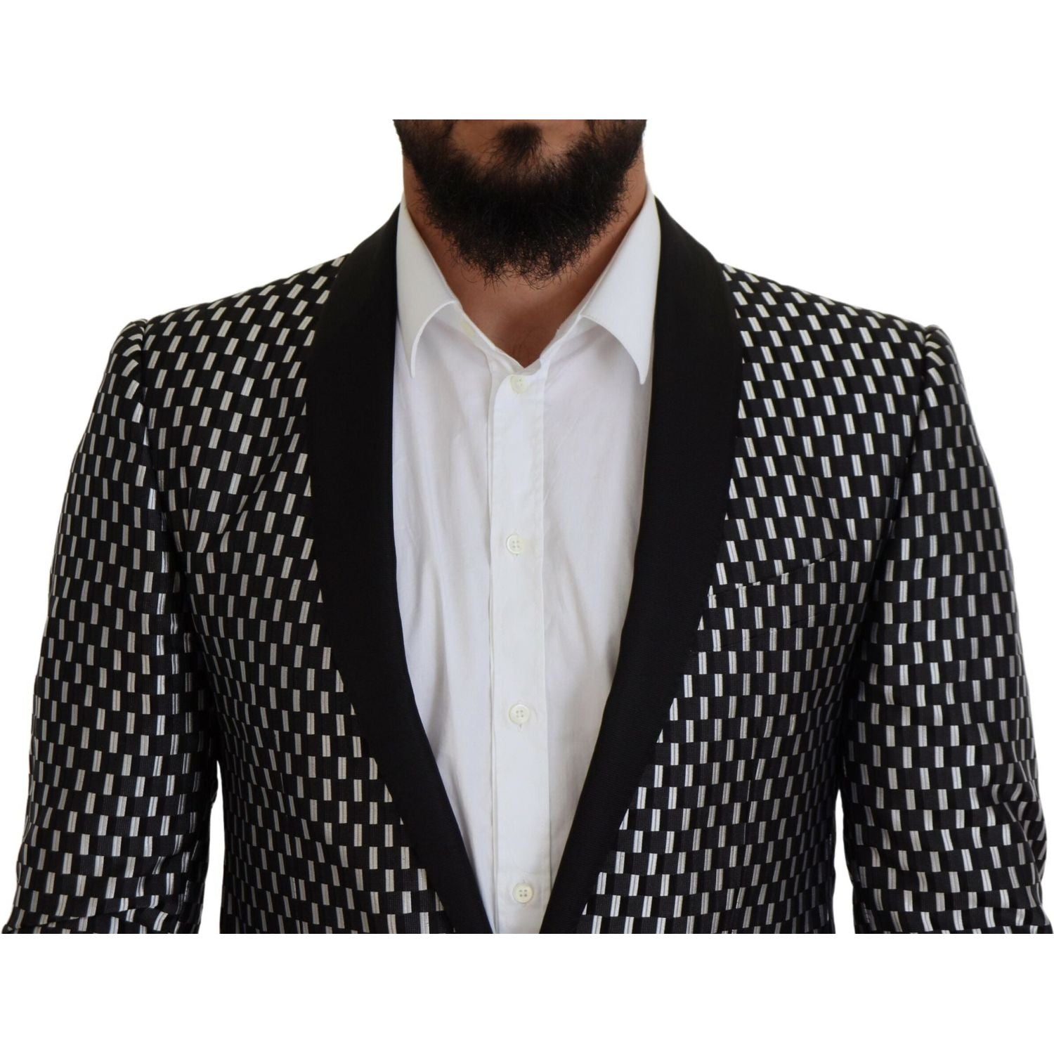 بدلة دولتشي آند غابانا الأنيقة المصنوعة من الحرير الأسود بقصّة Slim Fit