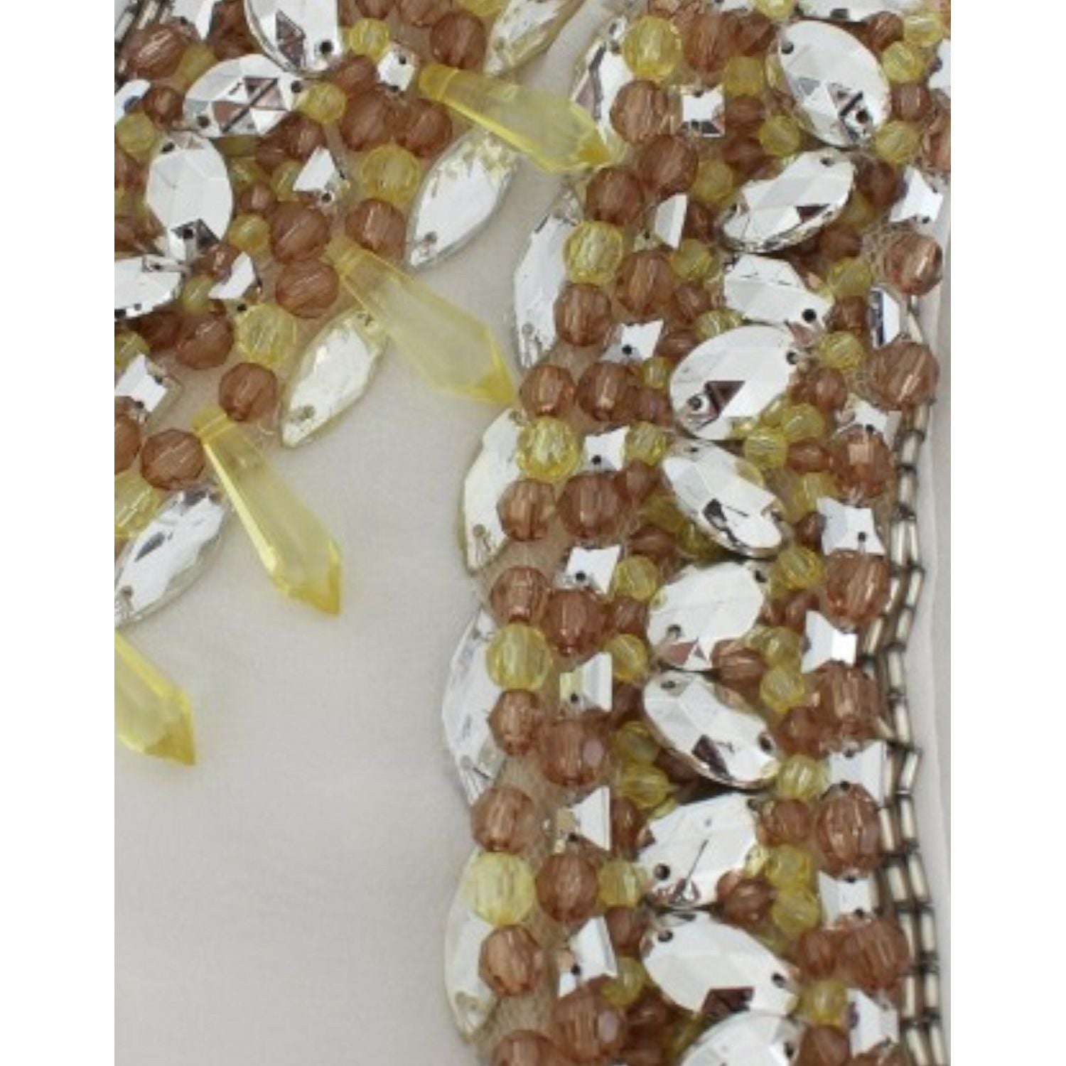 بلوزة حريرية أنيقة بدون أكمام مزينة بالكريستال من دولتشي آند غابانا