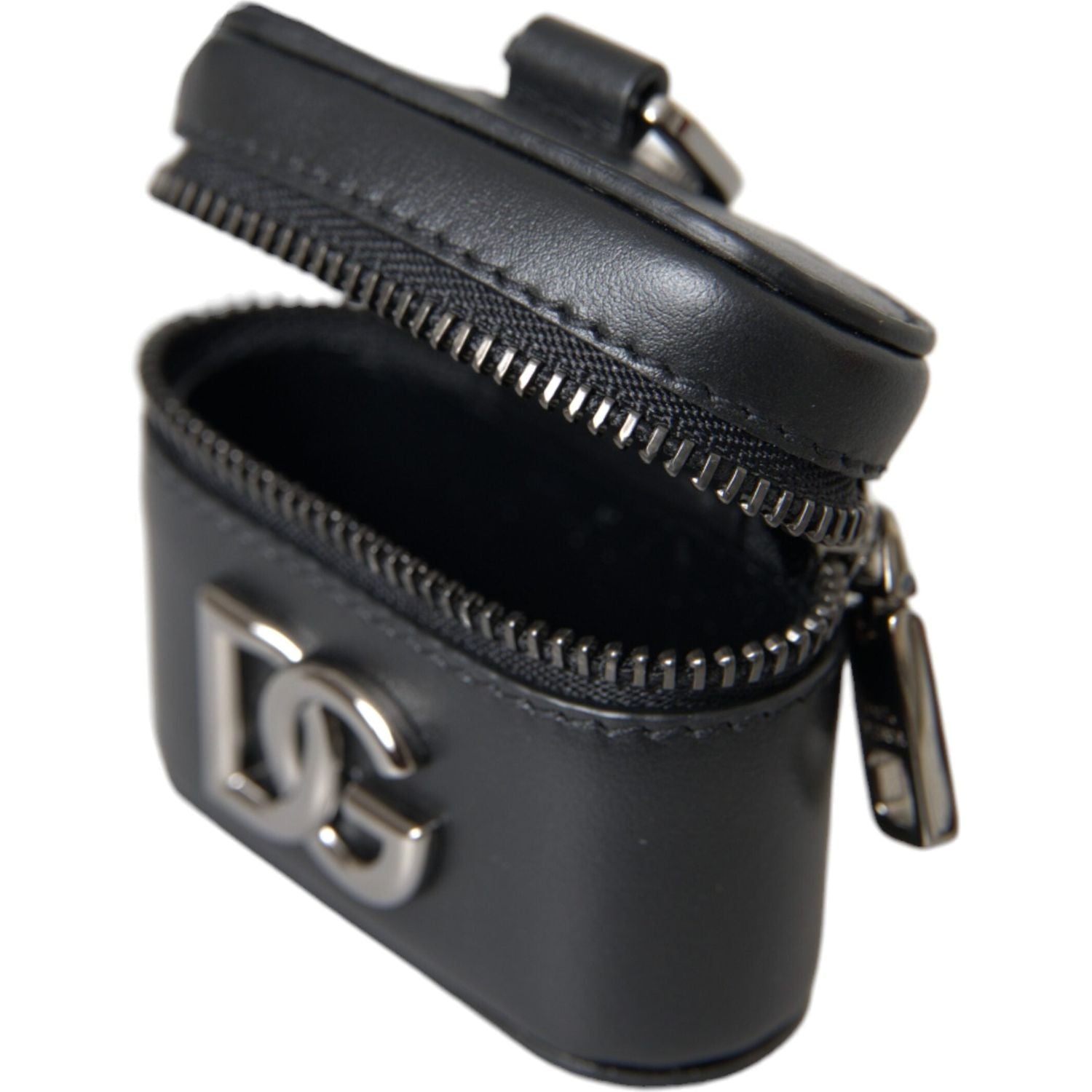 حافظة سماعات Airpods من Dolce &amp; Gabbana مصنوعة من الجلد باللون الفضي وشعار DG باللون الأسود