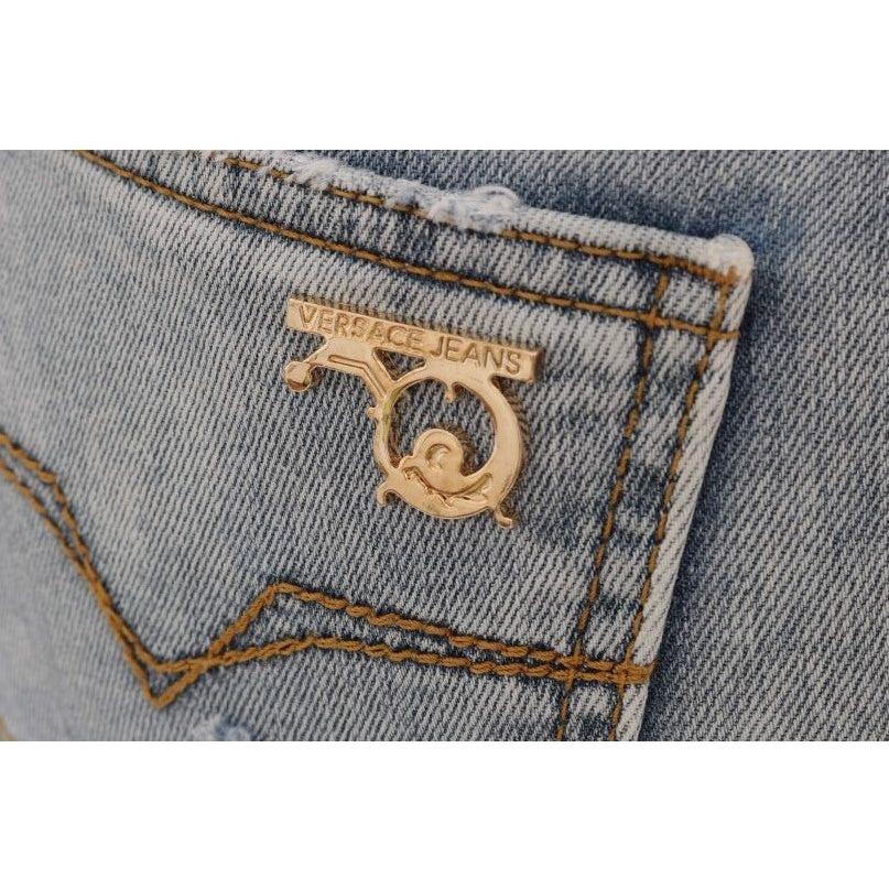 别致的浅蓝色破洞修身牛仔裤