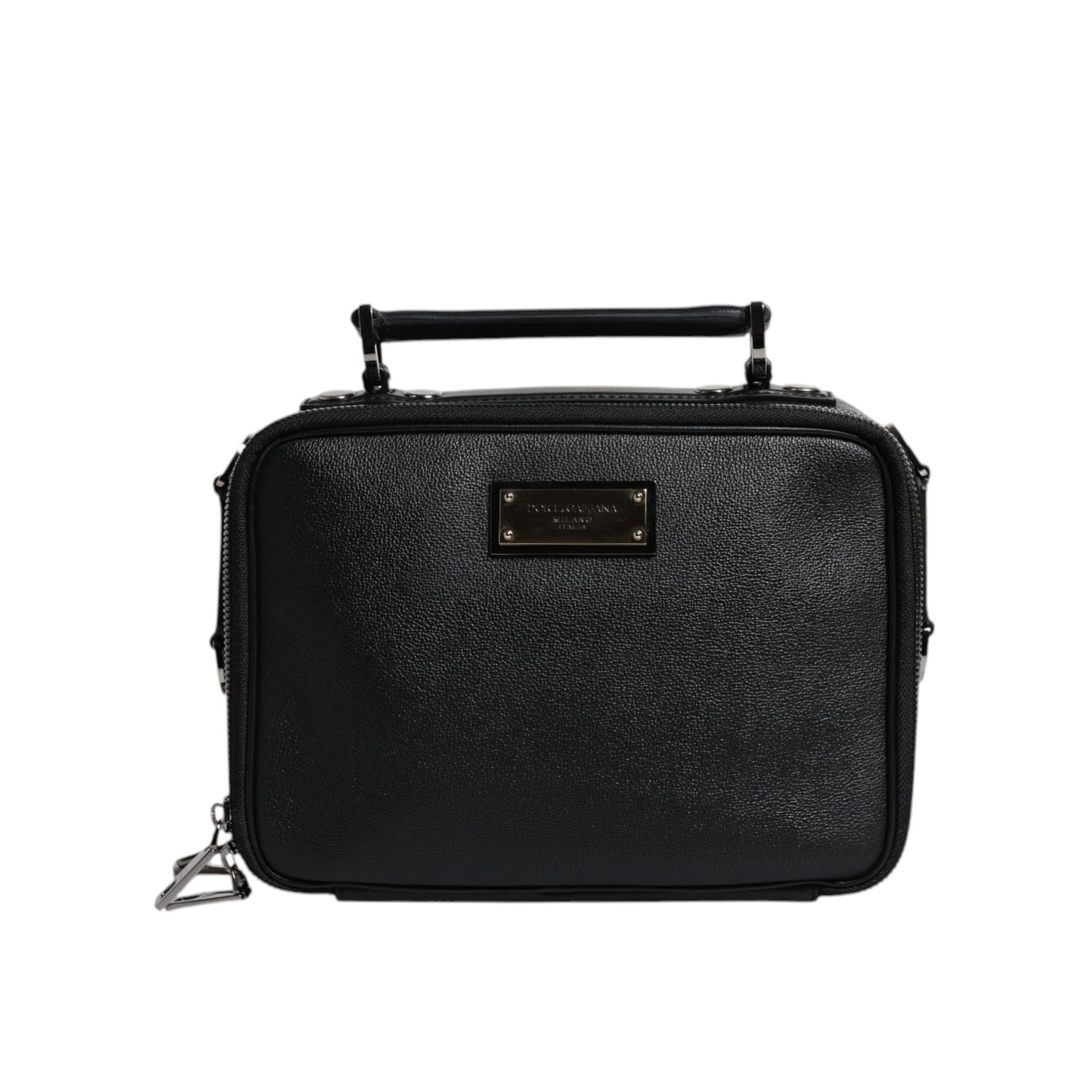 Front view with bag zipped and handles upright.