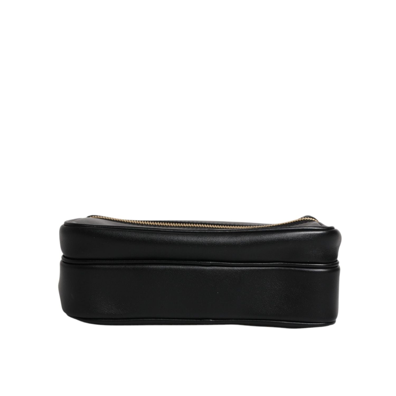 Front view with bag zipped and handles upright.