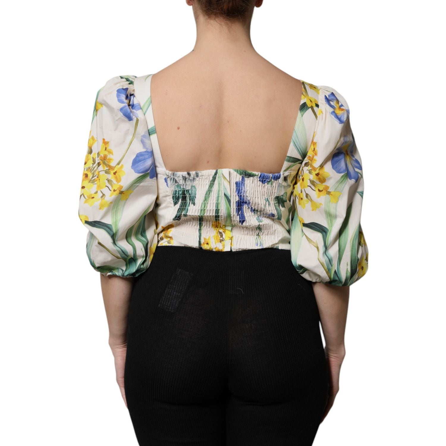Front view with bag zipped and handles upright.