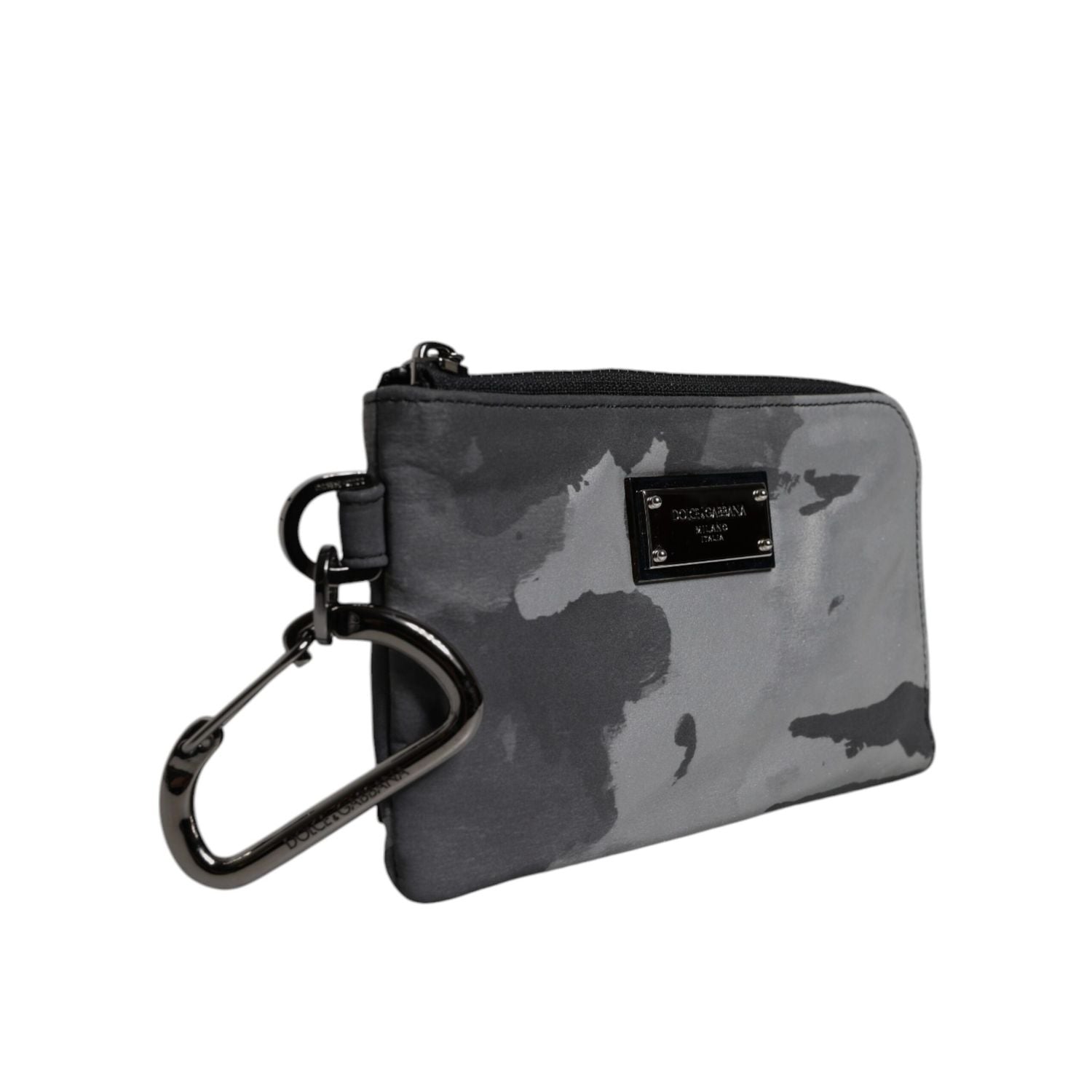 Front view with bag zipped and handles upright.