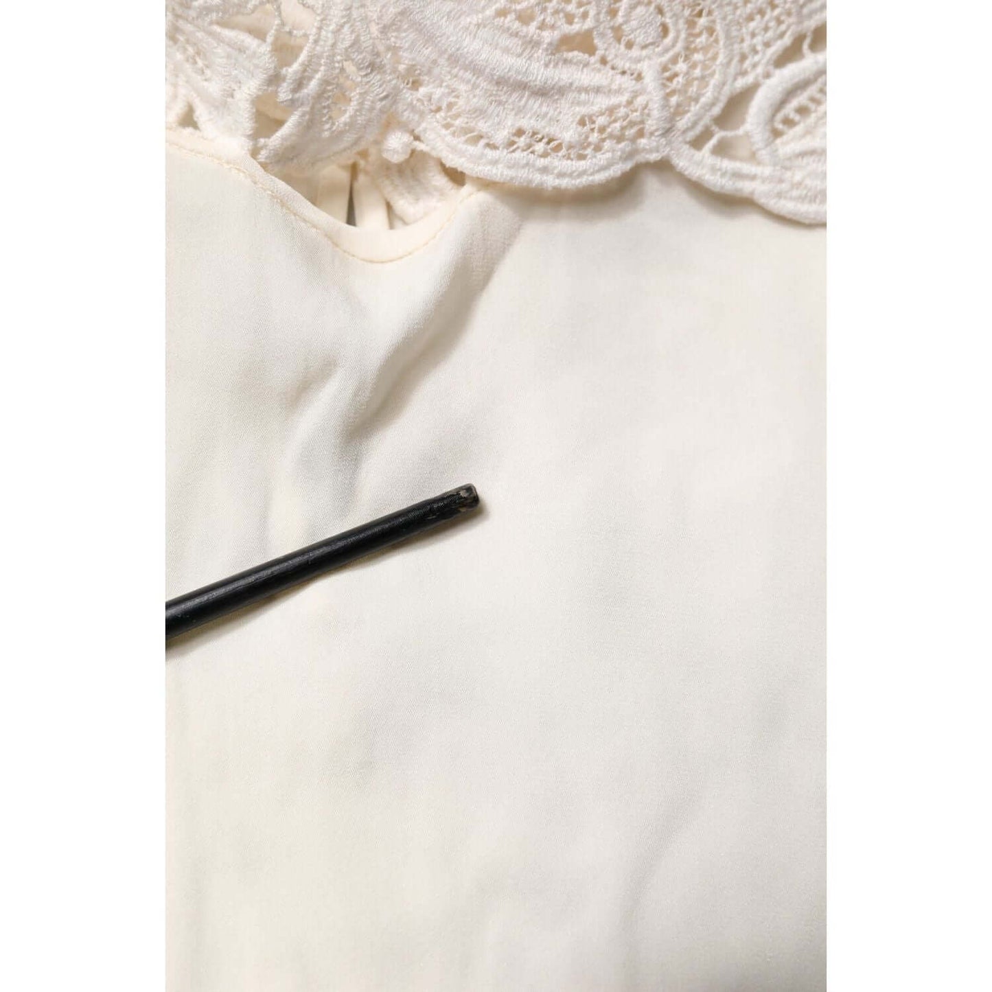 Dolce & Gabbana Cream Floral Lace Long Sleeves Blouse Top TSH87236-38
