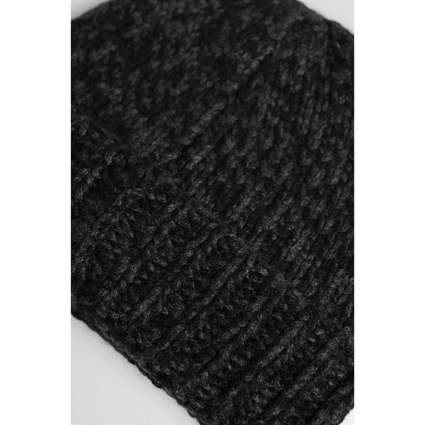 Dolce & Gabbana Gray Cashmere Knitted Winter Beanie Hat HAT9665