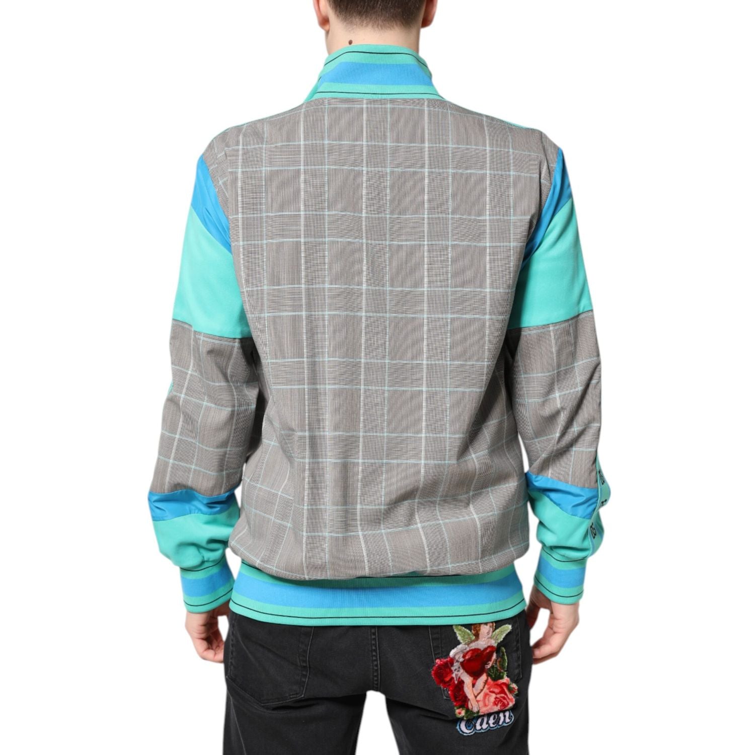 Front view with bag zipped and handles upright.