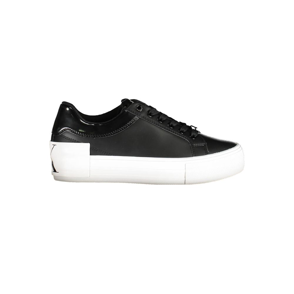 Calvin Klein Black Polyester Sneaker with 3 cm platform, laces, logo, contrasting details, and 50% recycled polyester material.