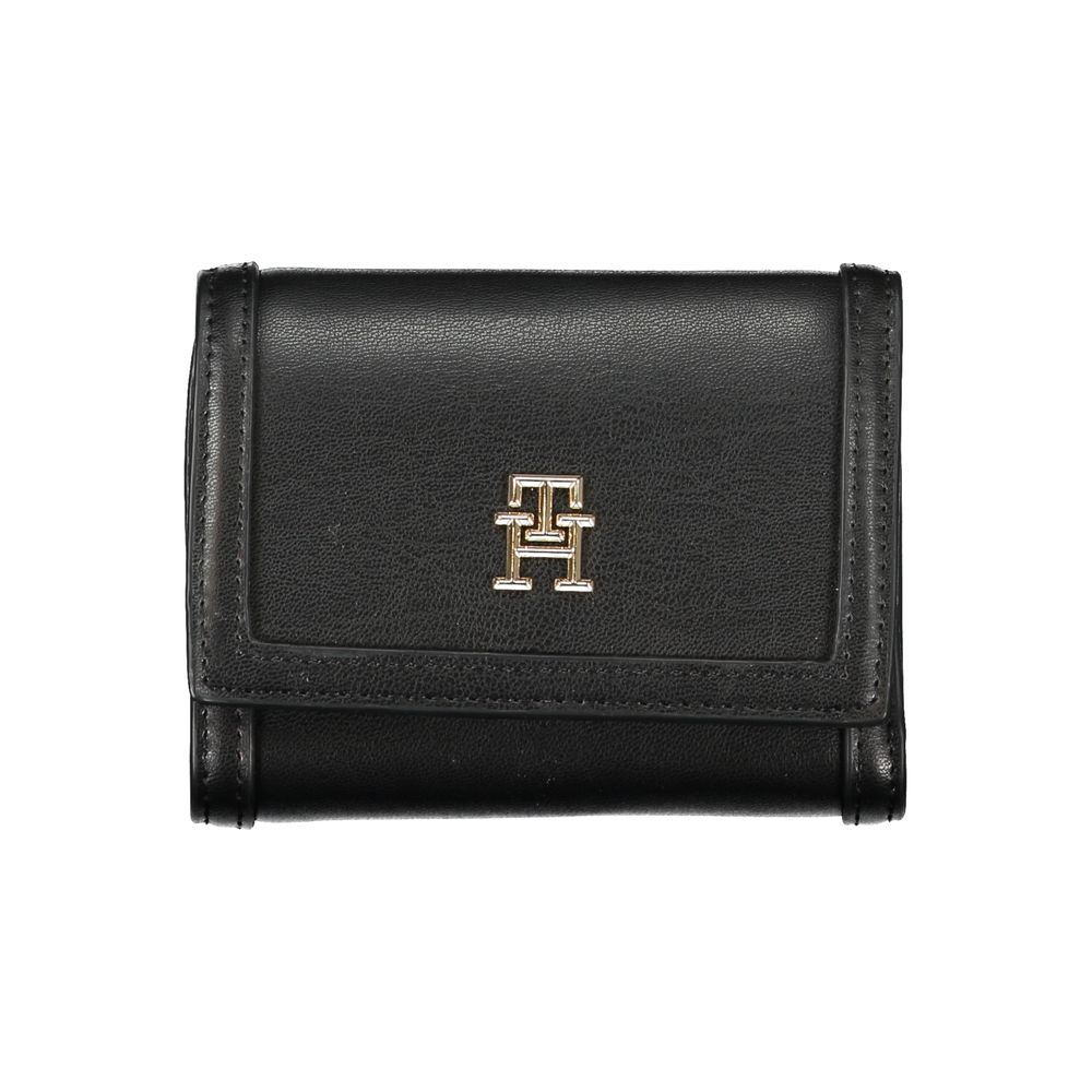 Tommy Hilfiger Black Polyethylene Wallet with logo, card slots, coin purse, contrasting details, zip and automatic closure.