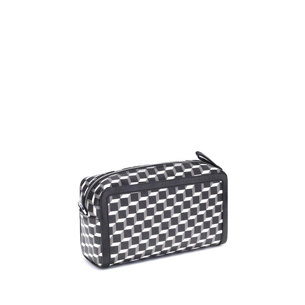 Front view with bag zipped and handles upright.