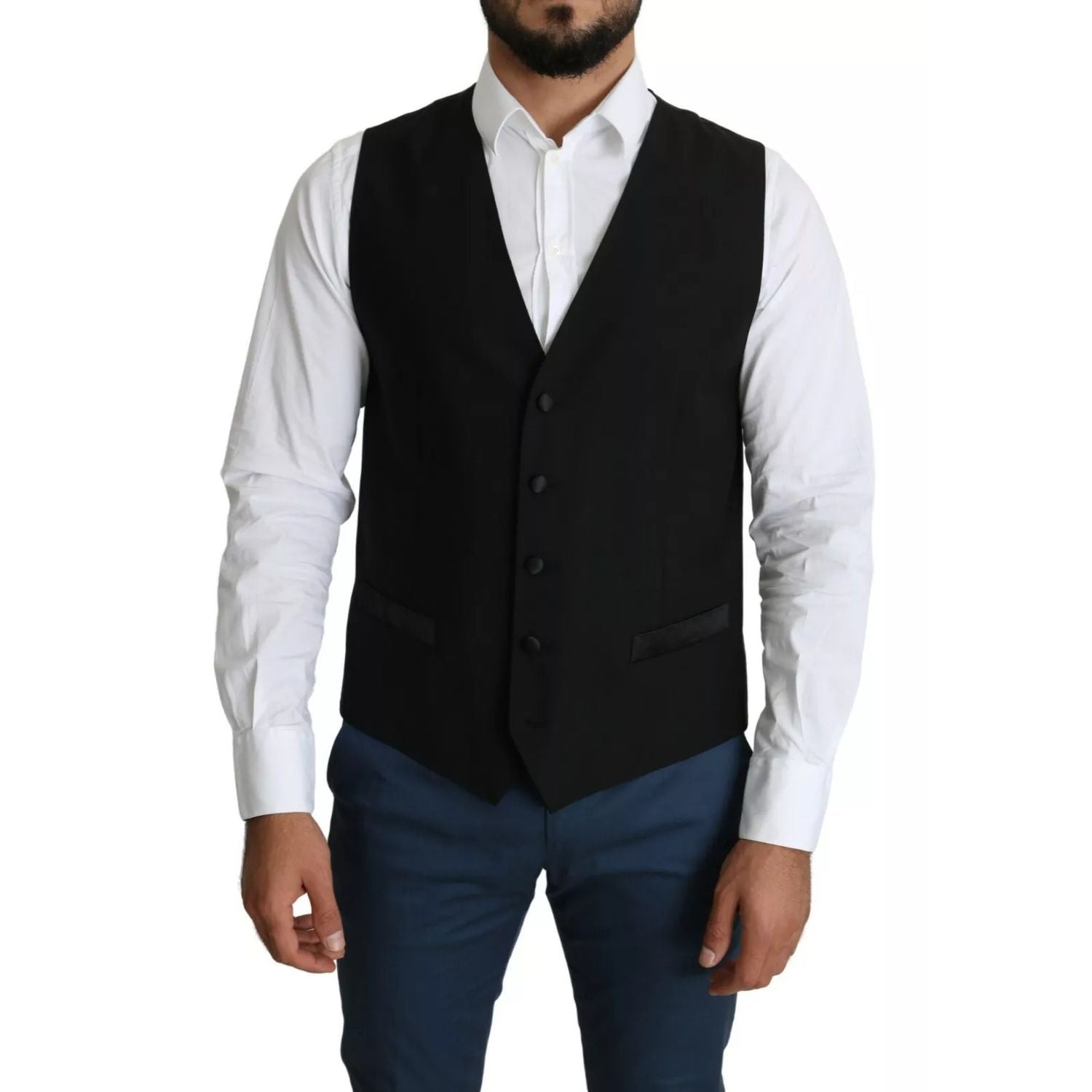 Front view with bag zipped and handles upright.