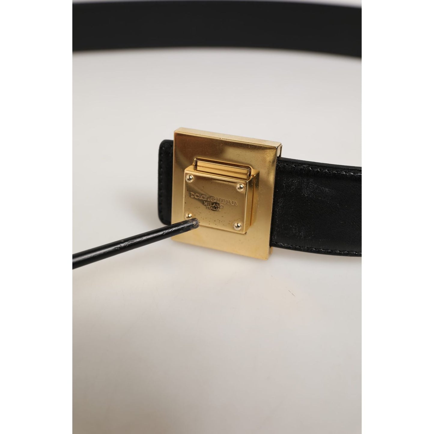 Dolce & Gabbana Black Leather Classic Metal Logo Buckle Belt