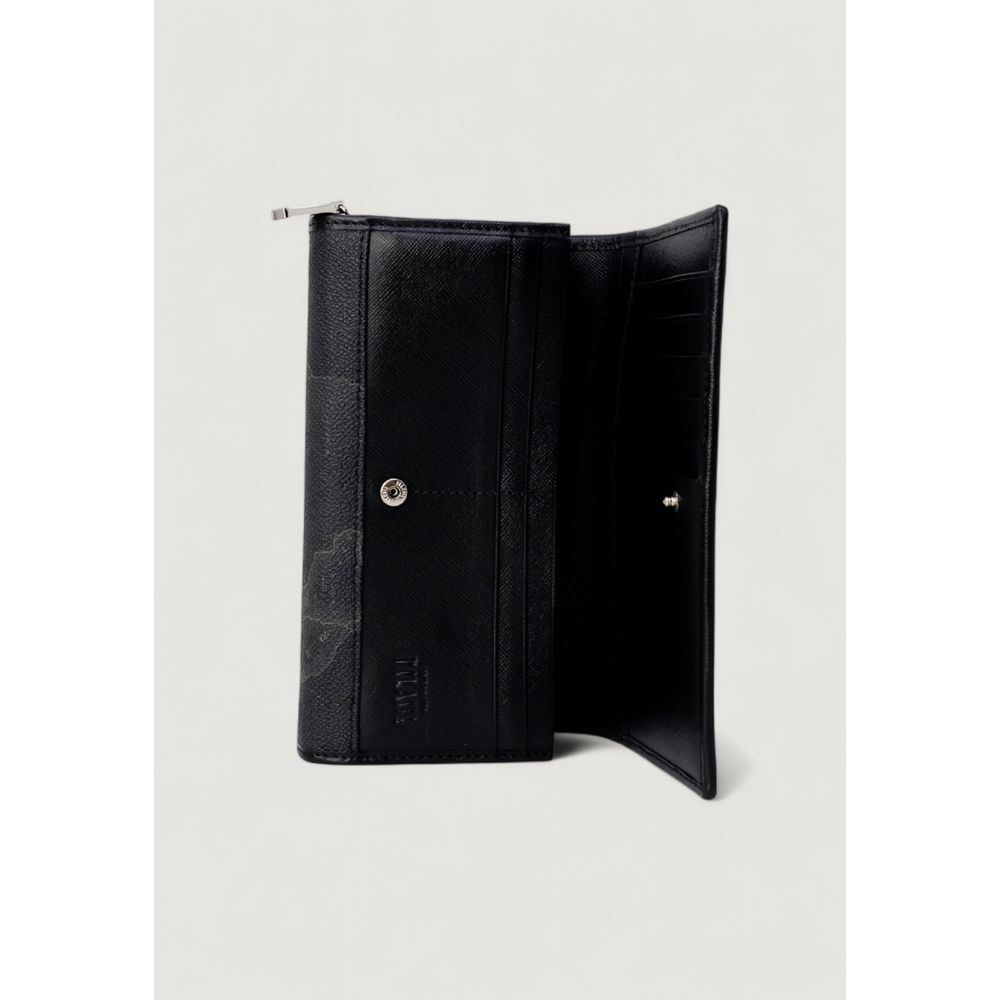 Front view with bag zipped and handles upright.