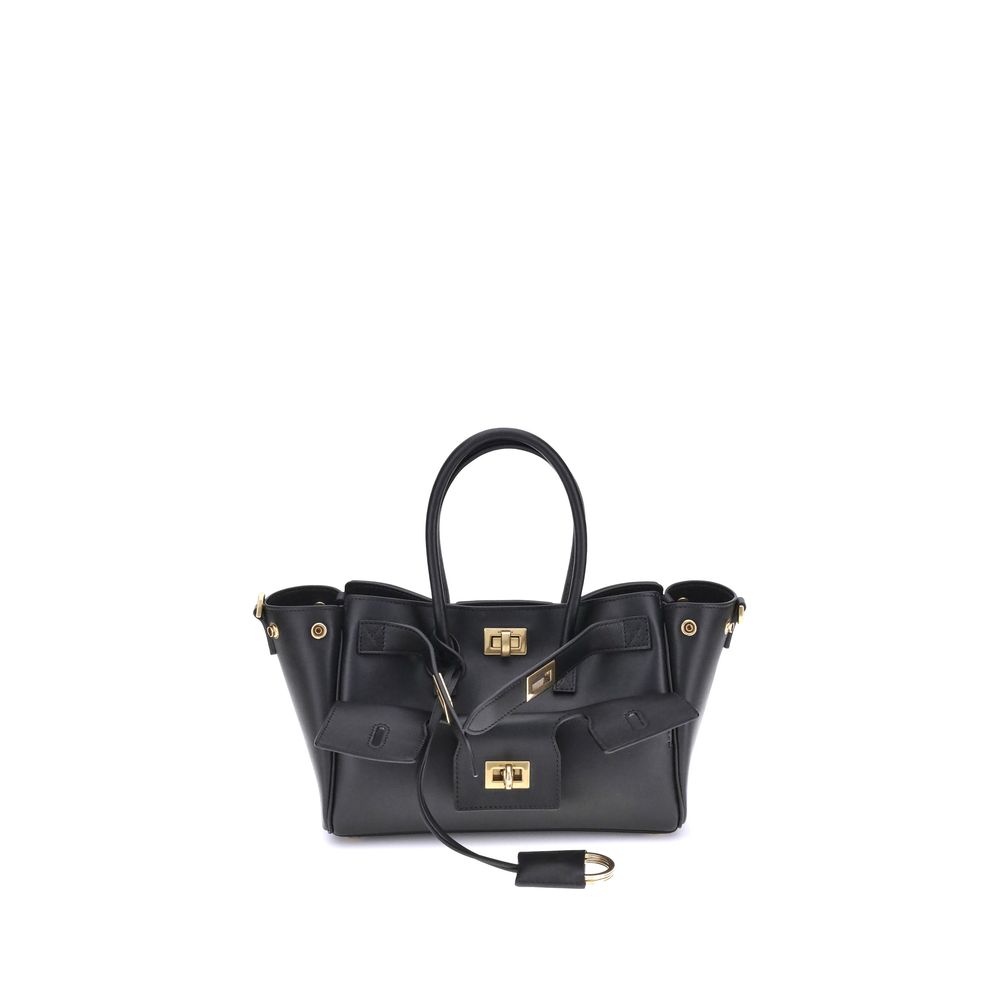 Front view with bag zipped and handles upright.