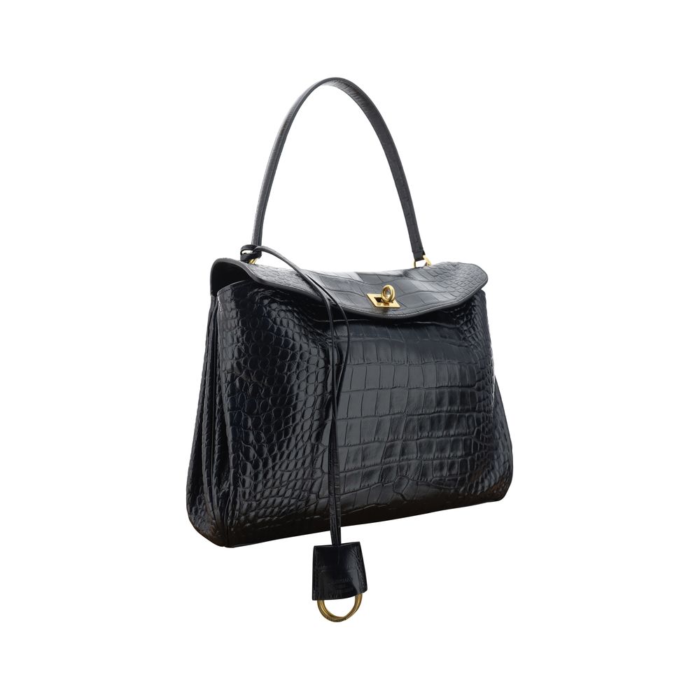 Front view with bag zipped and handles upright.