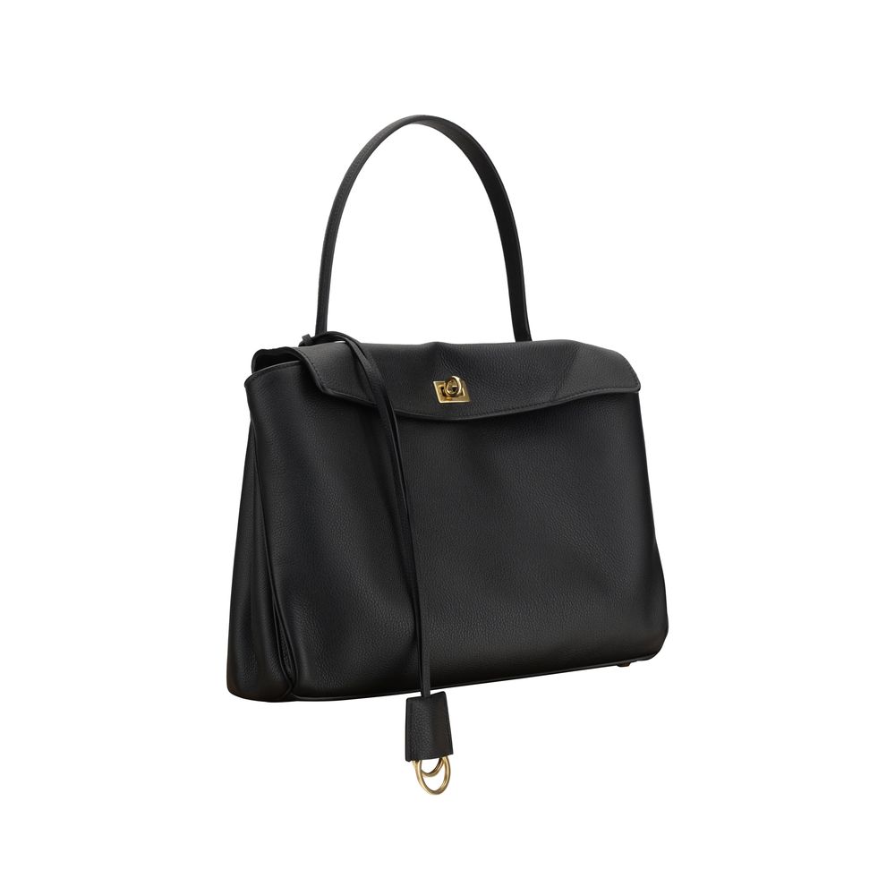 Front view with bag zipped and handles upright.