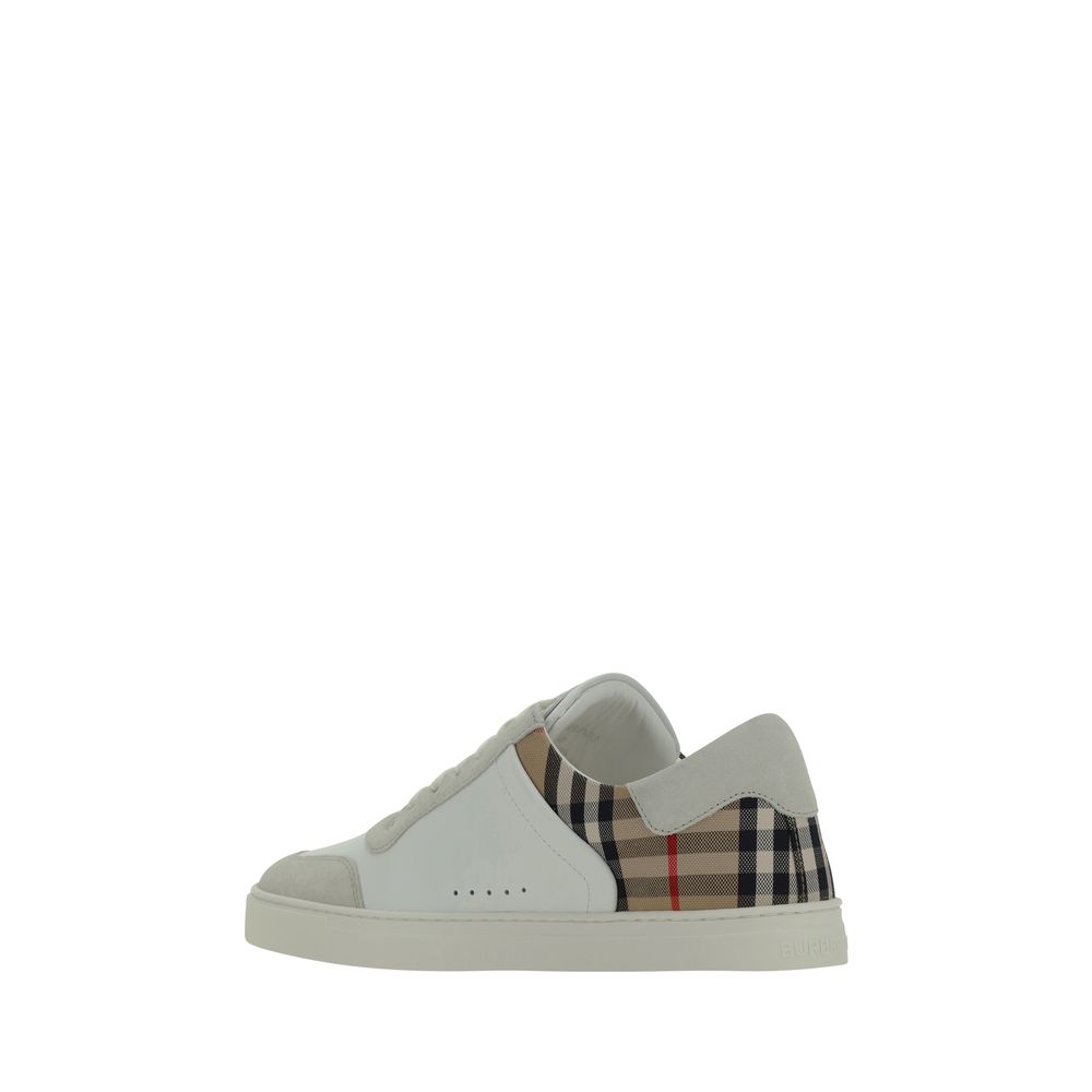 Burberry Stevie Sneakers in calfskin leather with Archive Check pattern and suede detailing, lace-up design, made in Italy.