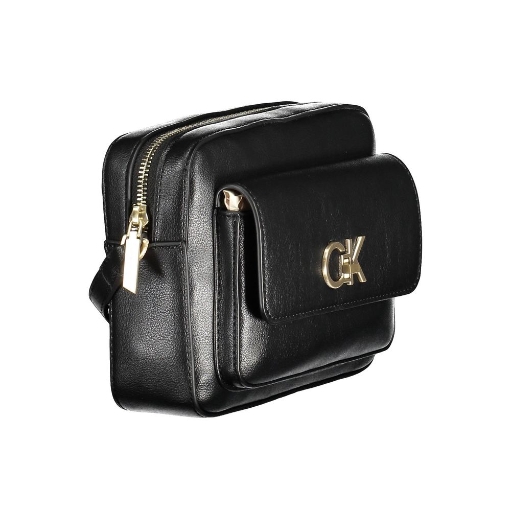 Front view with bag zipped and handles upright.