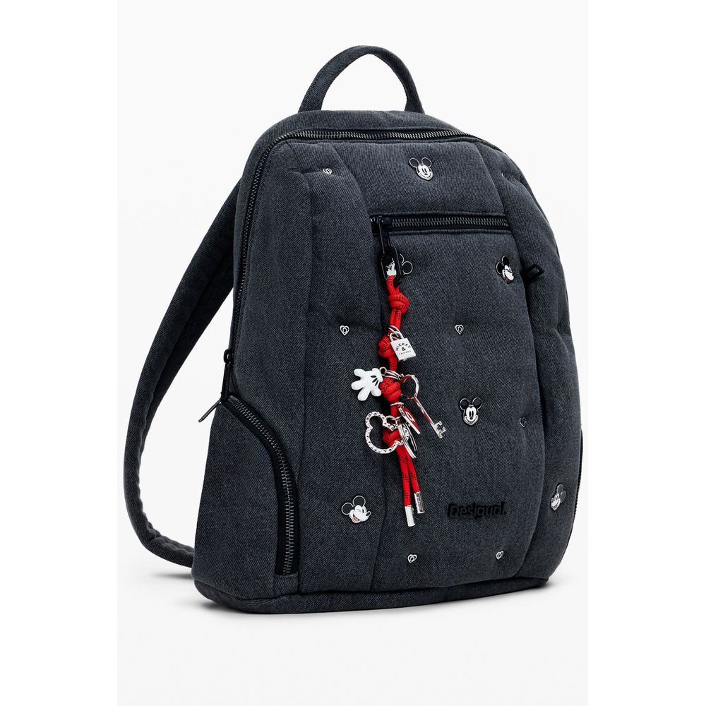Front view with bag zipped and handles upright.
