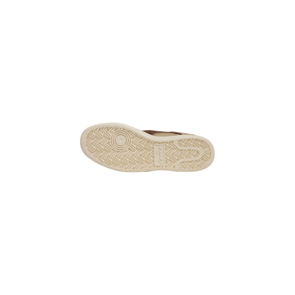 Sole view of Diadora Beige Leather Sneaker featuring a rubber sole for secure grip and comfort.