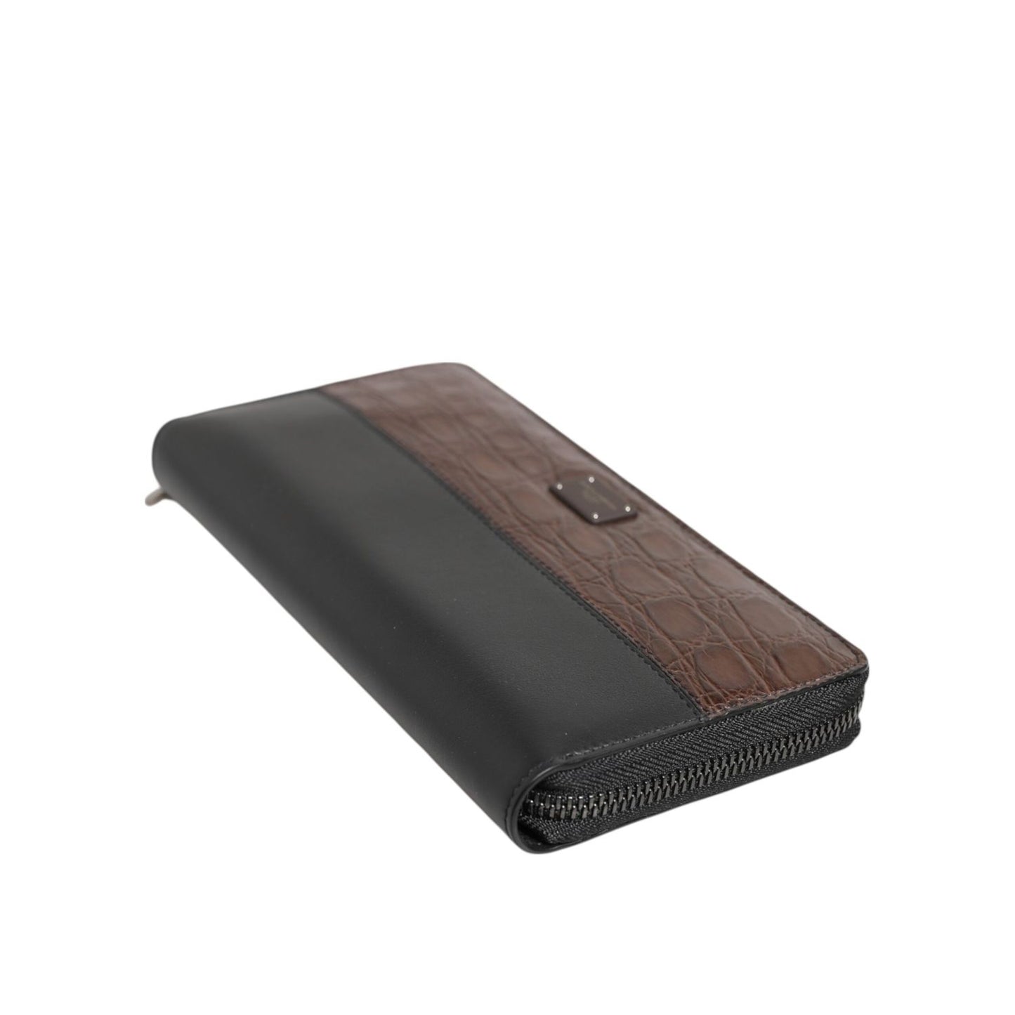 Dolce & Gabbana Black Brown Exotic Leather Men Continental Clutch Wallet with zipper closure and logo plaque
