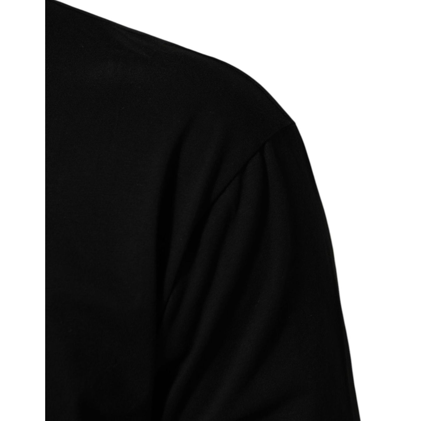 Dolce & Gabbana Black Statement Cotton Men Crew Neck T-shirt closeup of fabric and stitching.