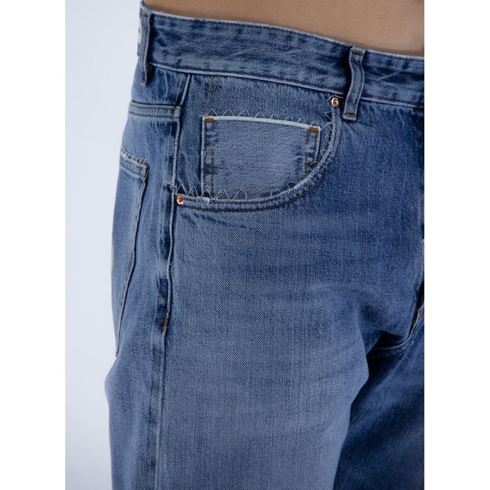 Close-up of Don The Fuller Blue Cotton Men Jeans with medium wash and five-pocket design, showcasing Italian craftsmanship.