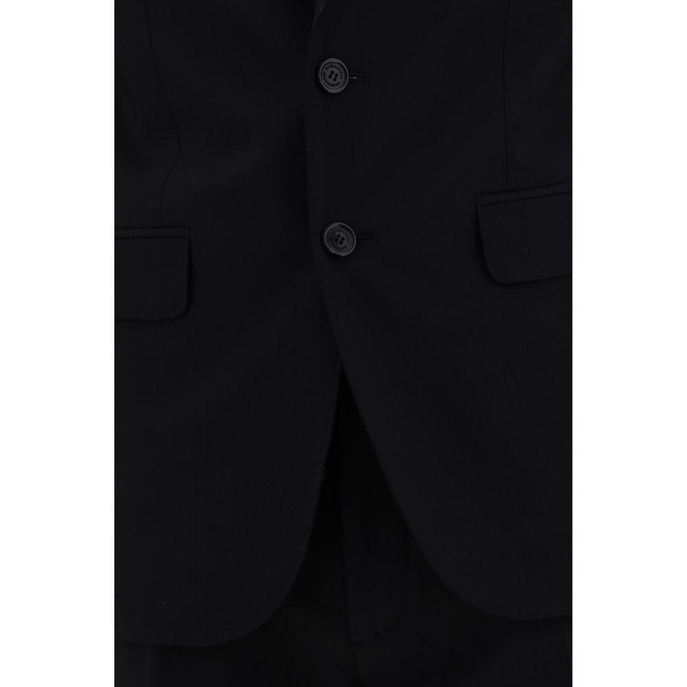 Front view with bag zipped and handles upright.