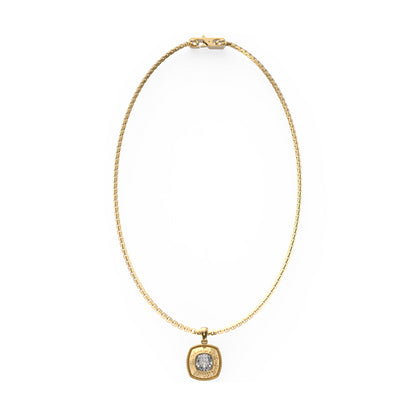 Elegant necklace featuring GUESS JEWELS JEWELRY Mod. JUMN01371JWYGT-U with a gold chain and embellished pendant.
