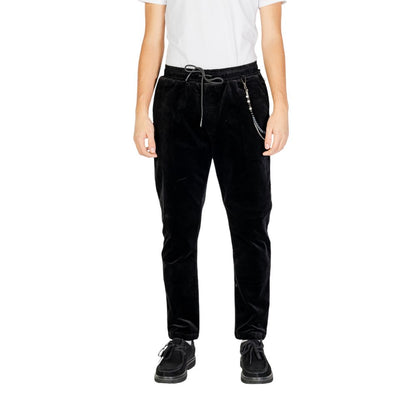 Gianni Lupo Black Cotton Casual Pants with a drawstring waist and modern cut, offering comfort and style for men.