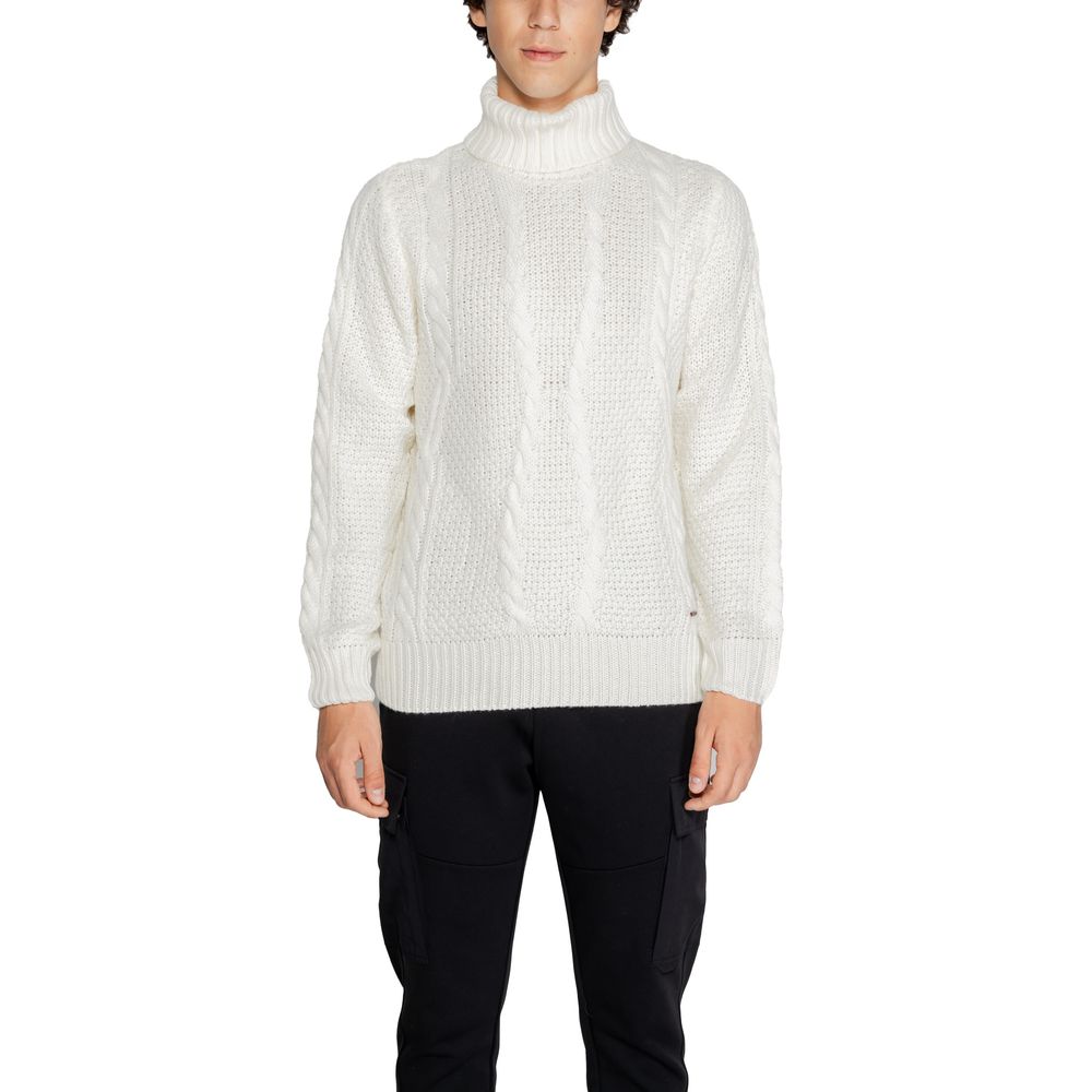 Gianni Lupo White Polyester Sweater, men's knitwear for fall/winter collection, 100% polyester, featuring a stylish turtleneck design.
