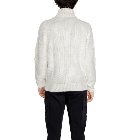 Gianni Lupo White Polyester Sweater, men's knitwear for fall/winter collection, back view showing ribbed texture and elegant design.