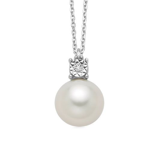 Elegant pearl and diamond necklace featuring MILUNA Mod. PCL6666 design, perfect for refined style and sophistication.