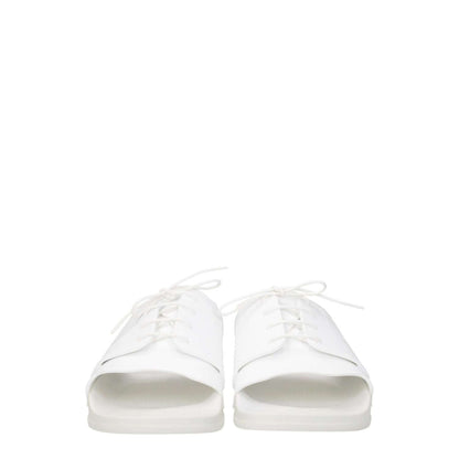 Maison Margiela White Cotton Slippers with open toe and front detail, featuring a low flat rubber sole, style S57WX0080P5411H0518.