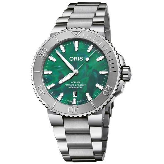 ORIS MOD. AQUIS X BRACENET gent's wristwatch with stainless steel case and bracelet, sapphire dial, water resistant 30 ATM. Made in Switzerland.