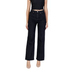 Vero Moda Black Cotton Mom Jean for women, fall/winter collection, composed of cotton and elastane, displayed on female model.