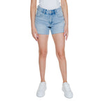 Vero Moda Light Blue Cotton Short for women, spring/summer collection, made of 99% cotton and 1% elastene.